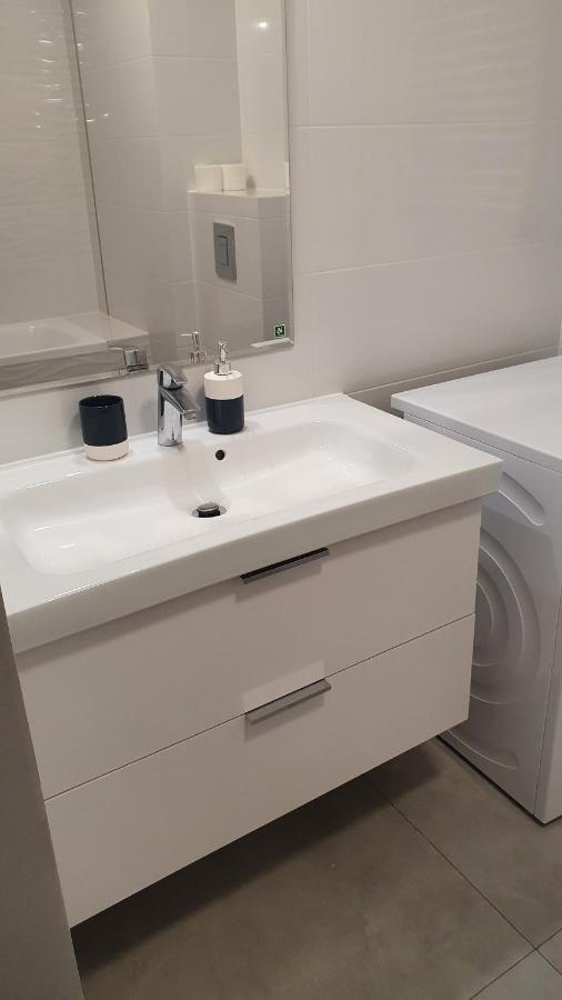 Apartament Na 6 Pietrze Apartment Warsawa Bagian luar foto